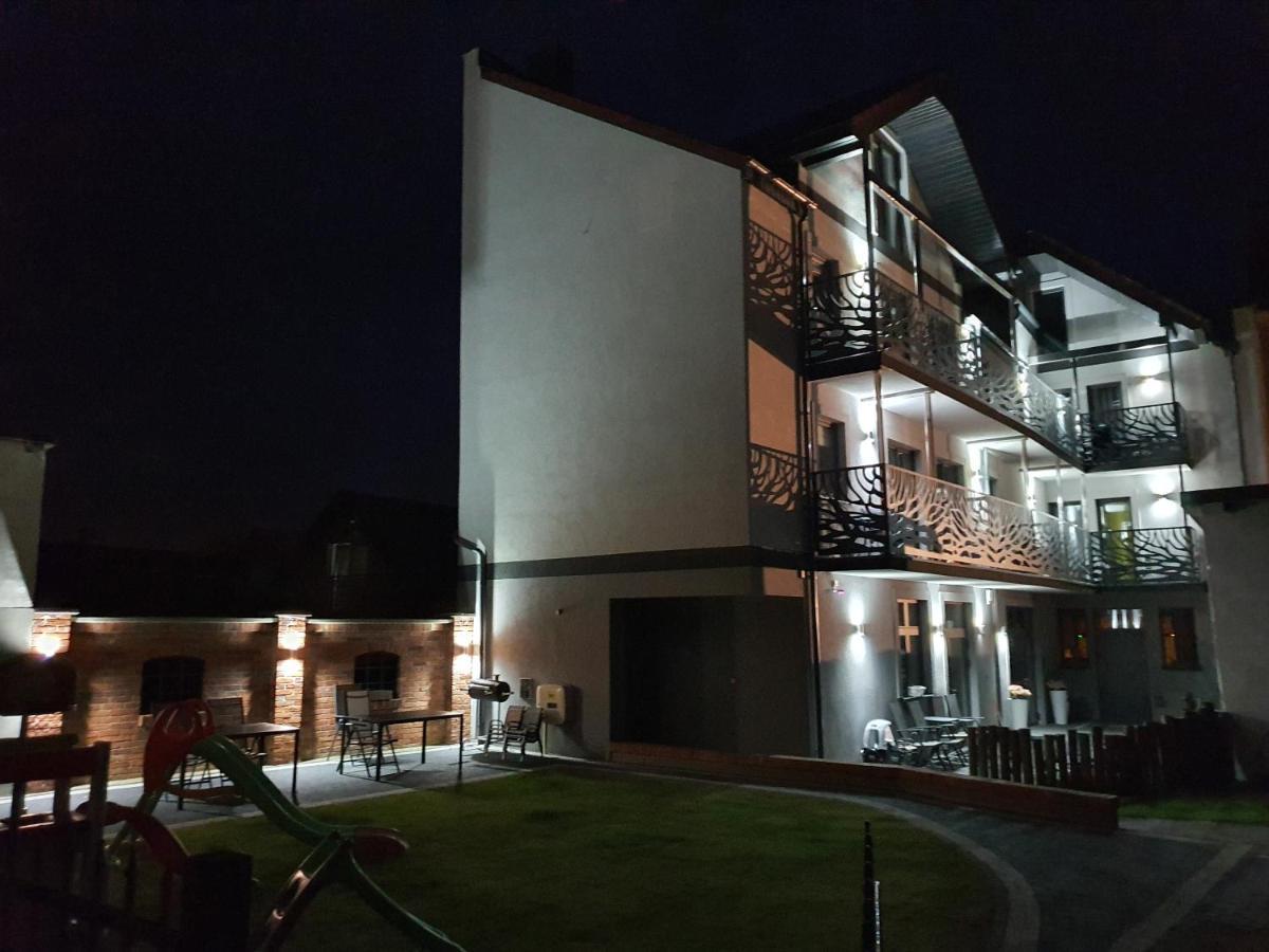 Villa Leba Pokoje & Apartamenty Ngoại thất bức ảnh