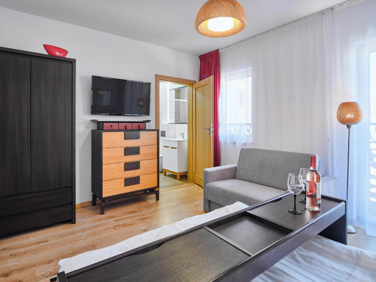 Villa Leba Pokoje & Apartamenty Ngoại thất bức ảnh