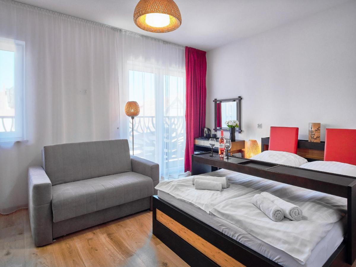 Villa Leba Pokoje & Apartamenty Ngoại thất bức ảnh